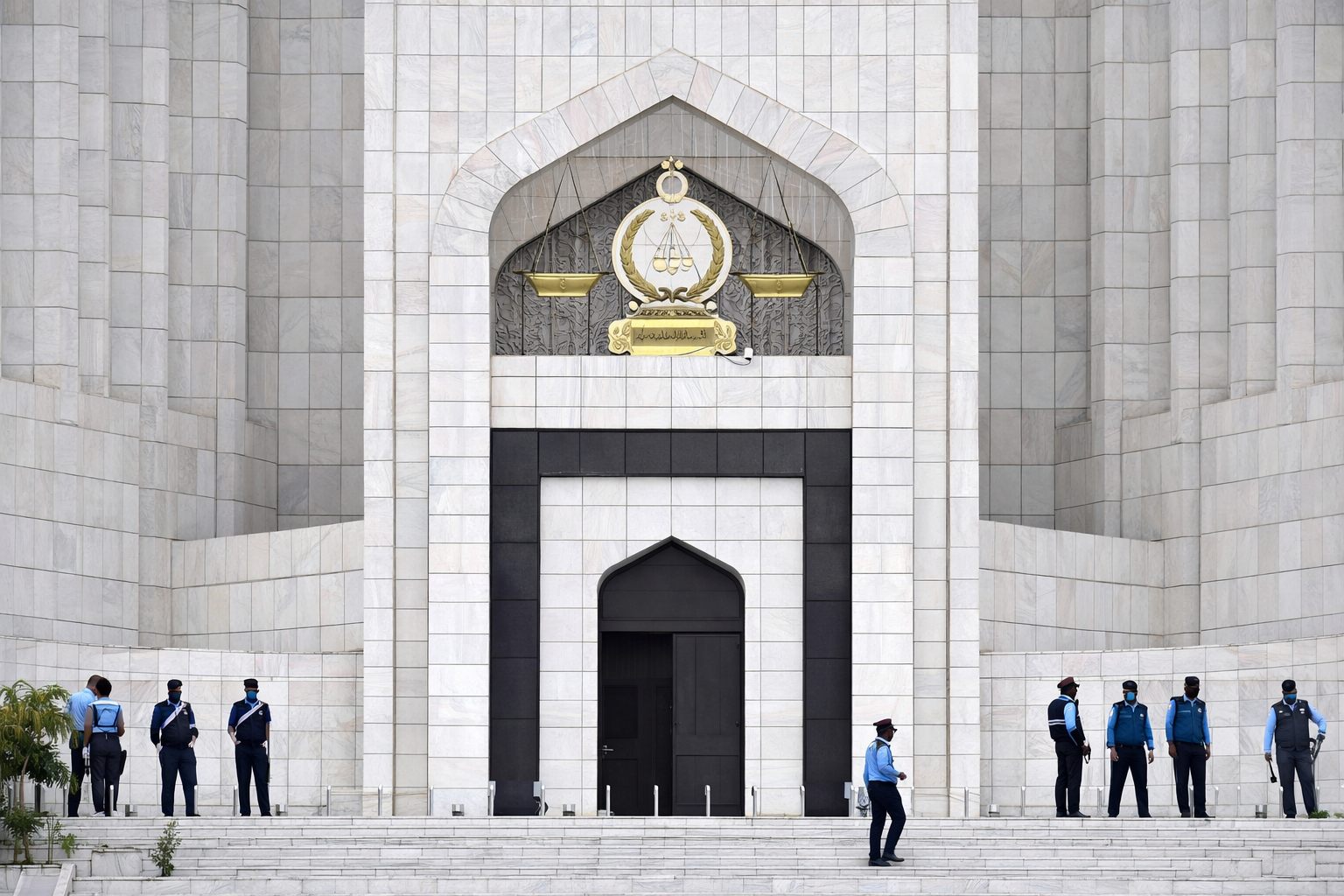 The 27th amendment, Pakistan’s democratic dilemma The 27th amendment, Pakistan’s democratic dilemma